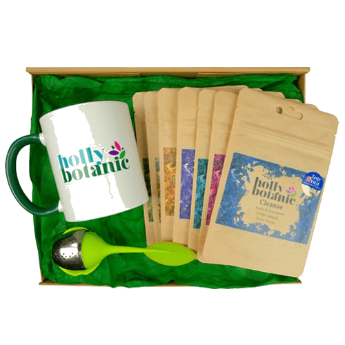 Complete tisane gift set with infuser and mug in magnetic close box. 